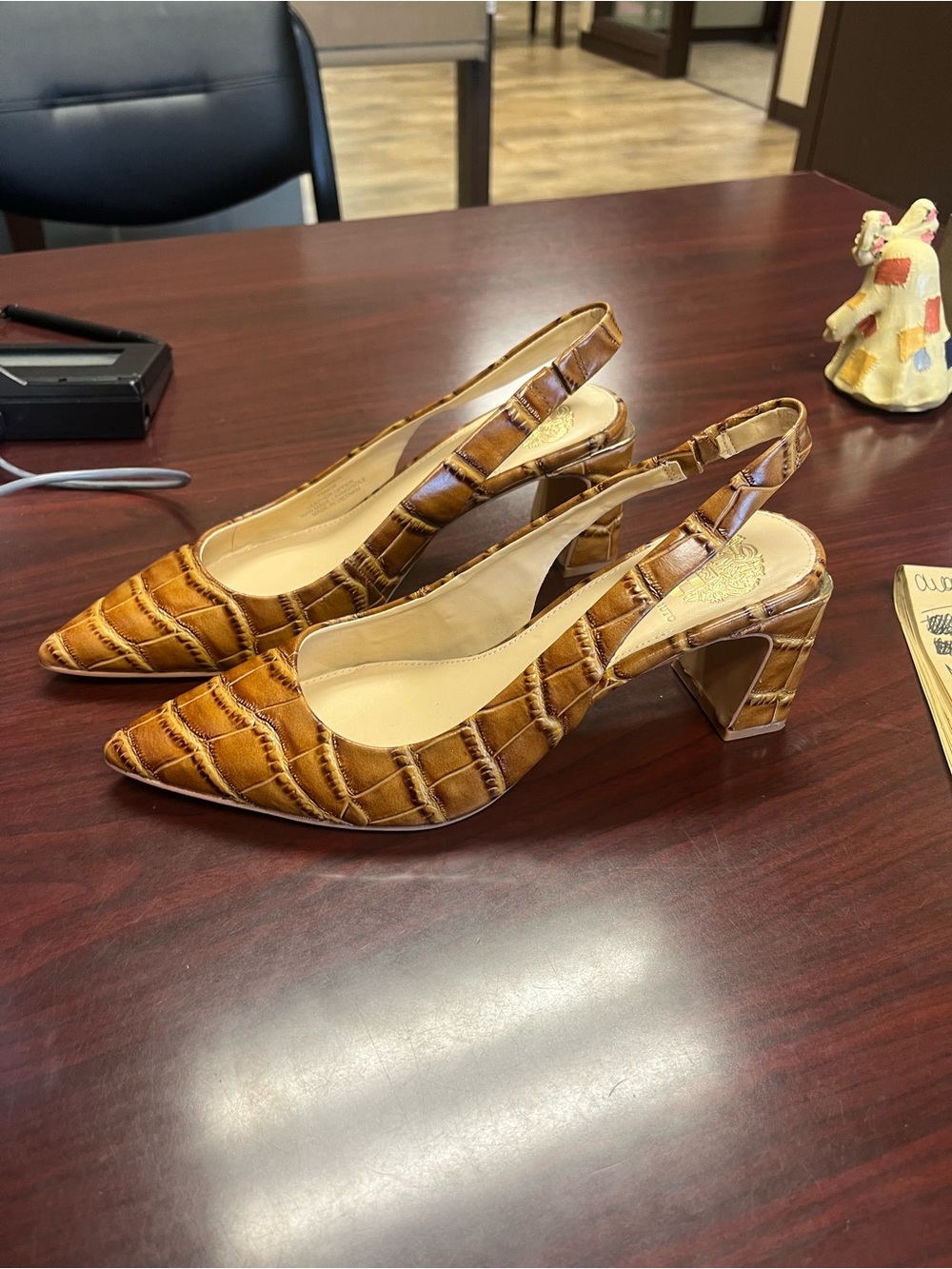 Brand new Vince Camuto Croc-Embossed Slingback Pump in Tan Brown